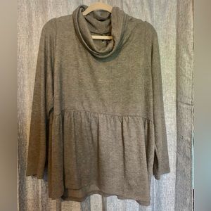 Maurice’s Gray Sweater